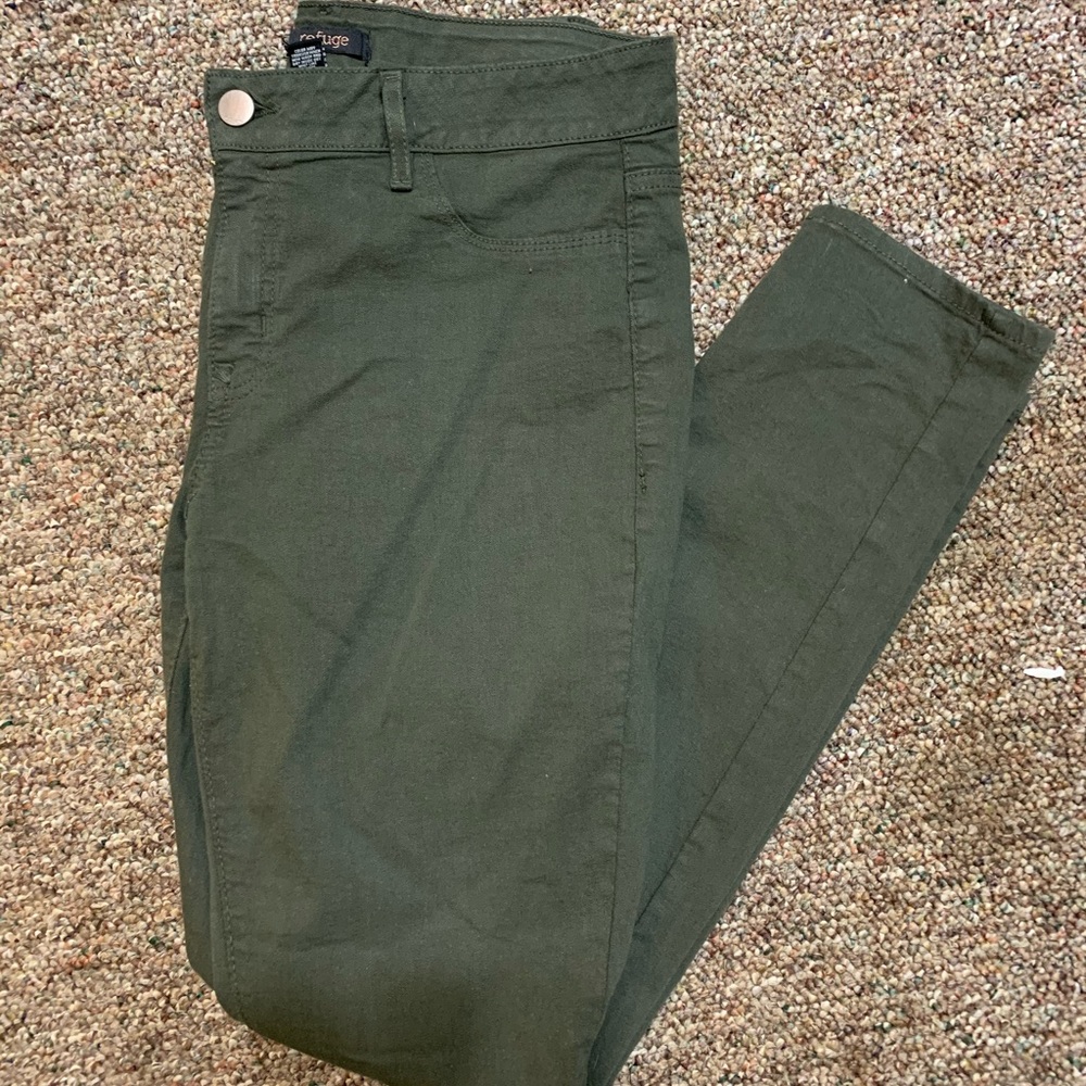 Refuge Olive Green Jegging